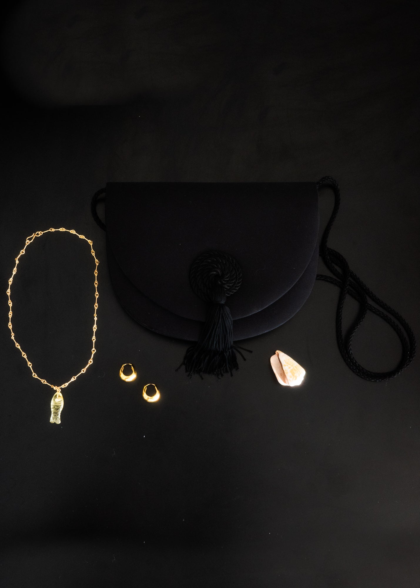 Vintage satin tassel pochette