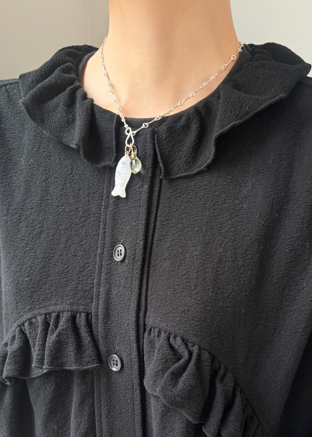 "nonnon" fish pendant -Rainbow Moonstone-
