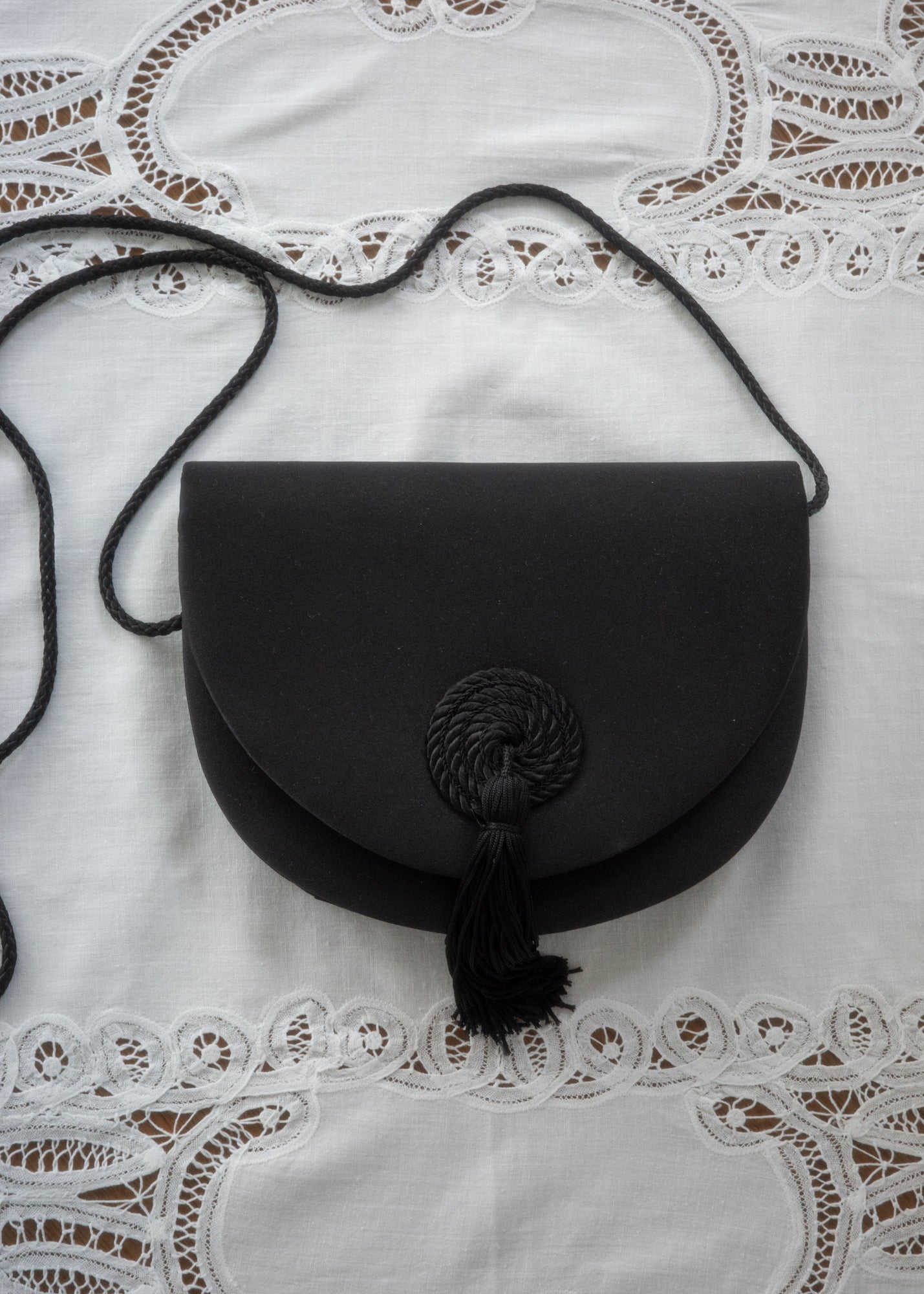 Vintage satin tassel pochette