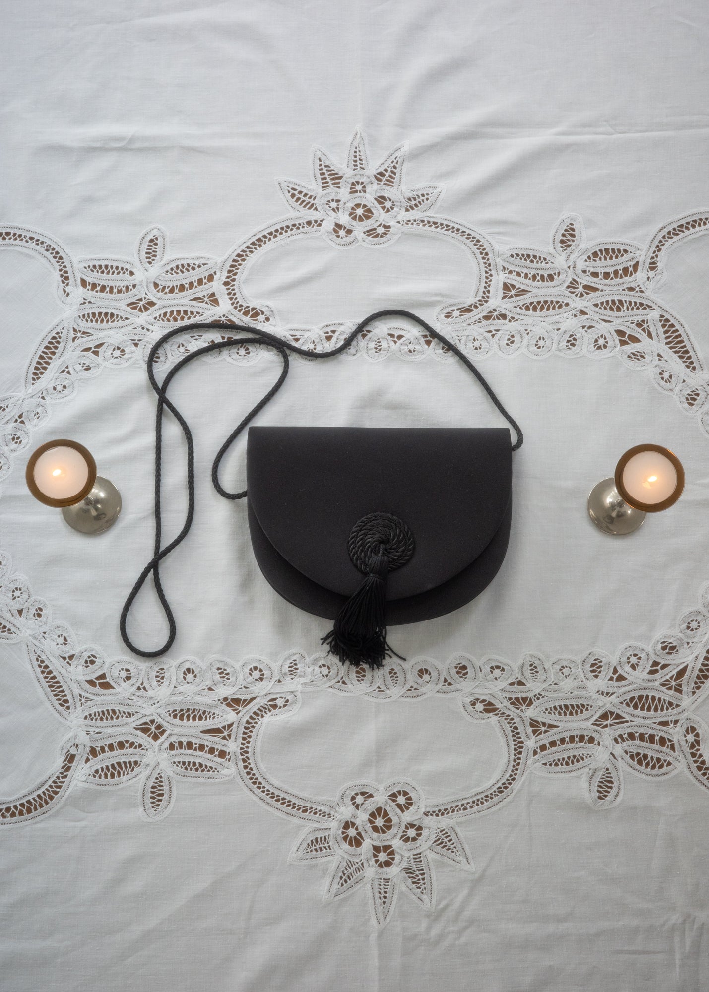 Vintage satin tassel pochette