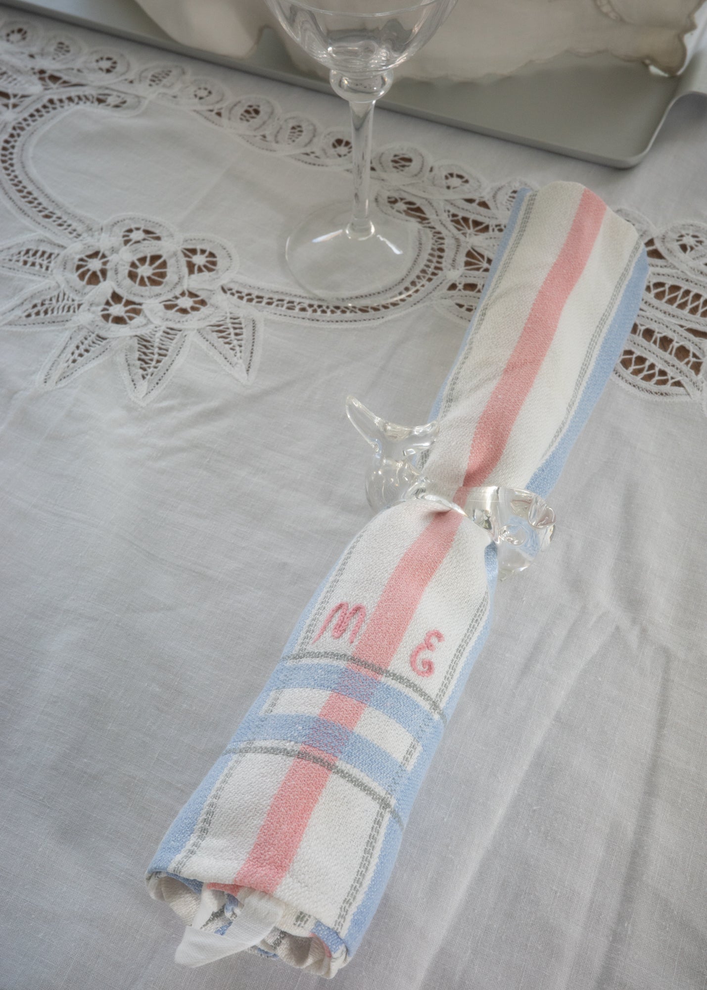 Embroidered vintage candy cloth (Set of 2)