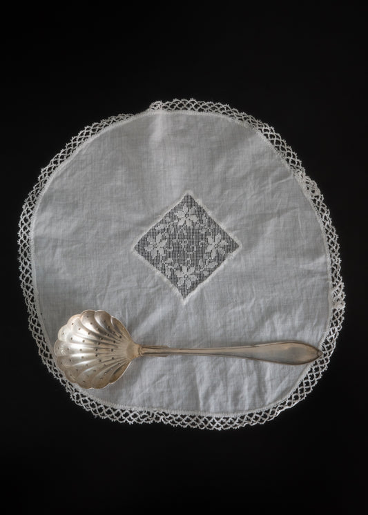 Vintage “Petite Window” lace