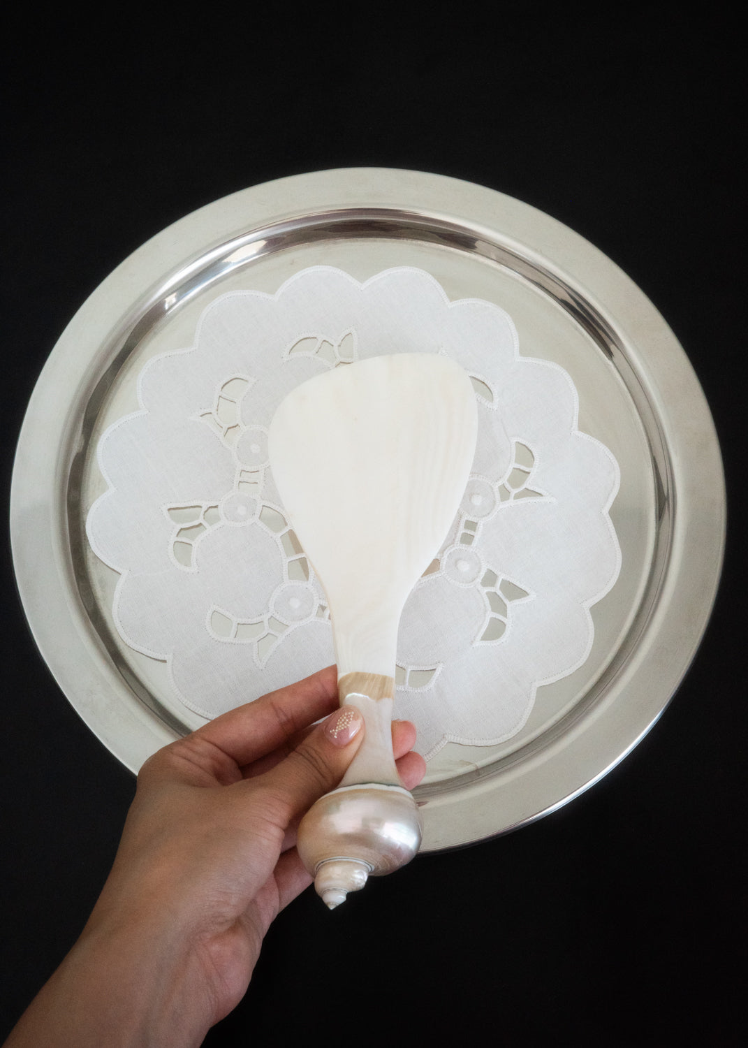 Shell drop spoon
