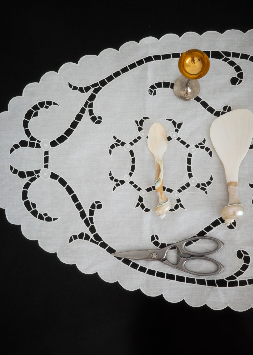 Lagoon Lace Table Mat